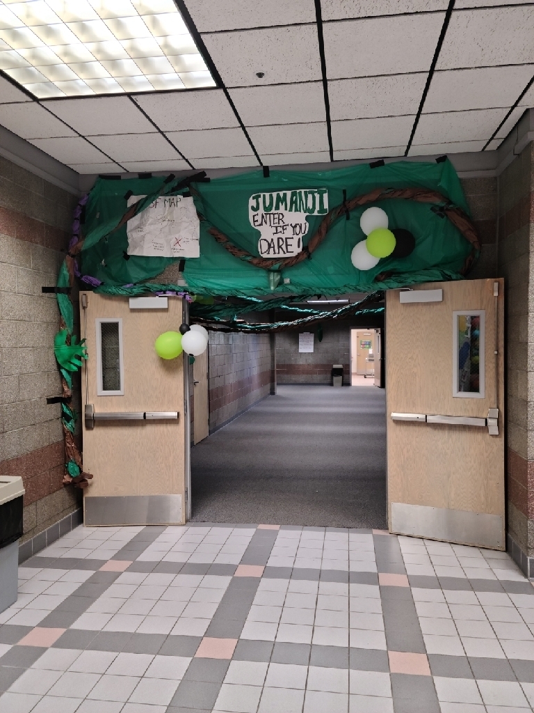 The halls are looking good! 
