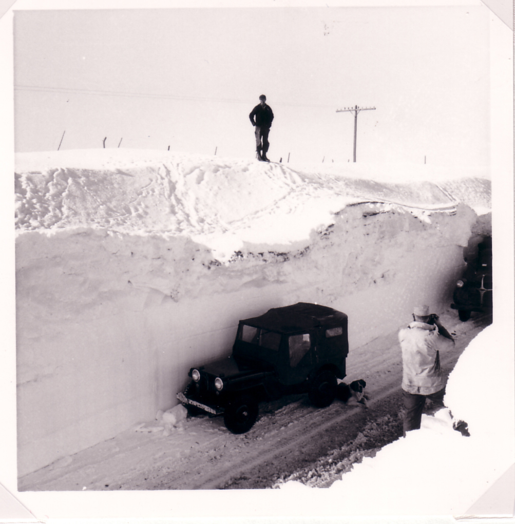 Deep Snow and jeep (1949)